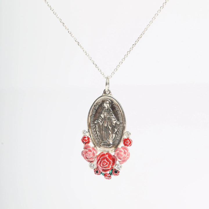 Medalla Virgen Milagrosa: Descubre el poder de la devoción y los milagros que puede aportar a tu vida