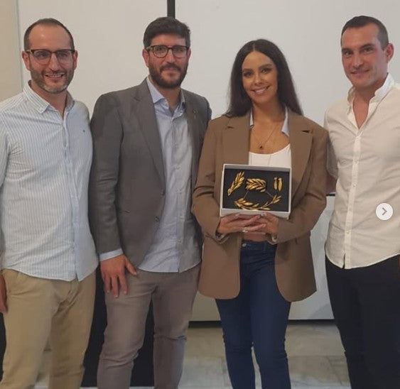 Un Granito de Arena: Arte, Solidaridad y Magia en Tres Dimensiones