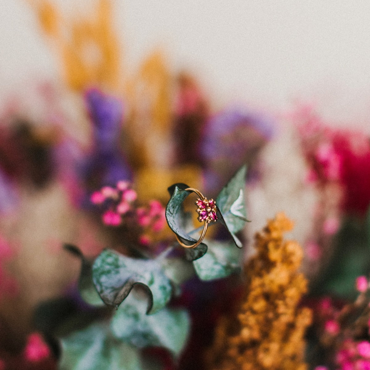 Anillo de oro Simoneta Vanagloria Joyas